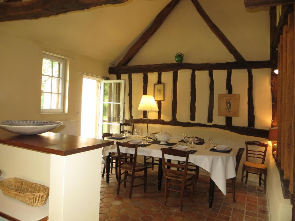 살브리스 La Ferme De Montboulan 빌라 외부 사진